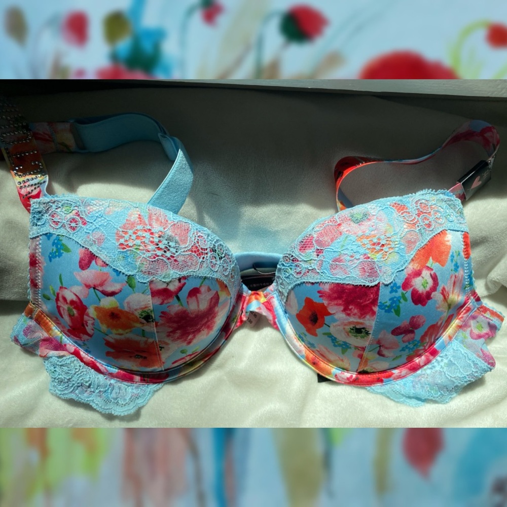 Victoria’s Secret Satin Shine Strap Push-up Bra Happy Poppy BNWT